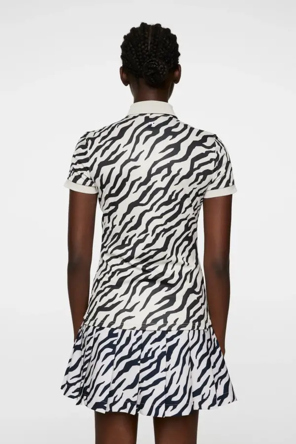 J.Lindeberg Tour Tech Print Polo Tour Tiger Moonbeam - Imagen 3
